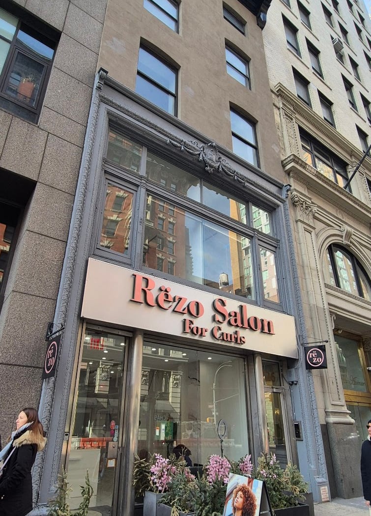 Rëzo Hair Salon 2