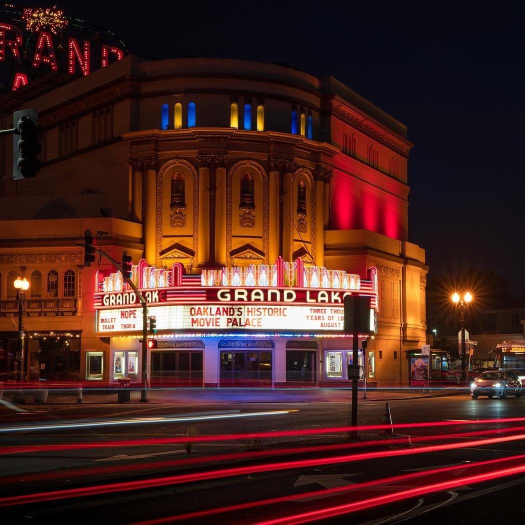 Grand Lake Theatre 1