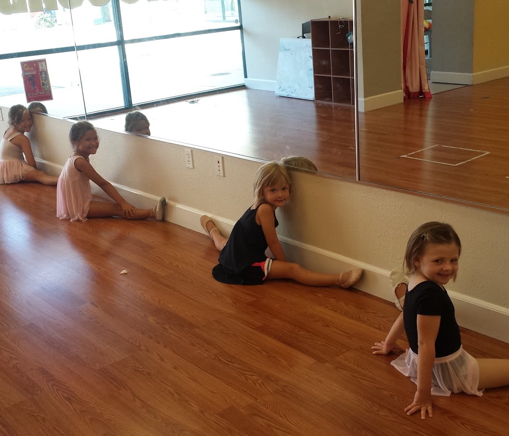 Sunshine Dance & Cheer Studio 3