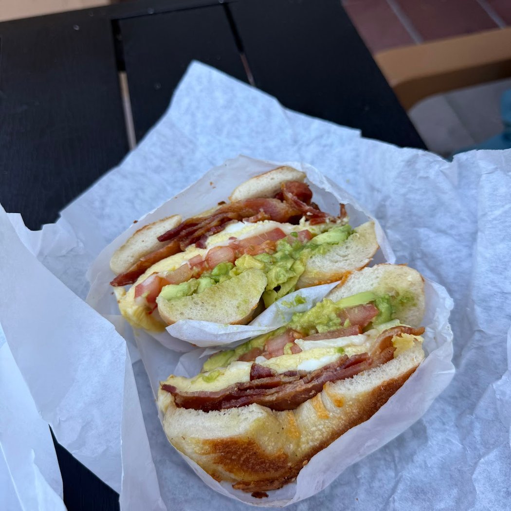 Main St. Bagels 1
