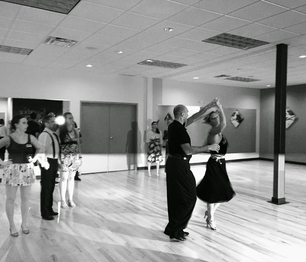 Ballroom Fitness Moves From Salsa 1