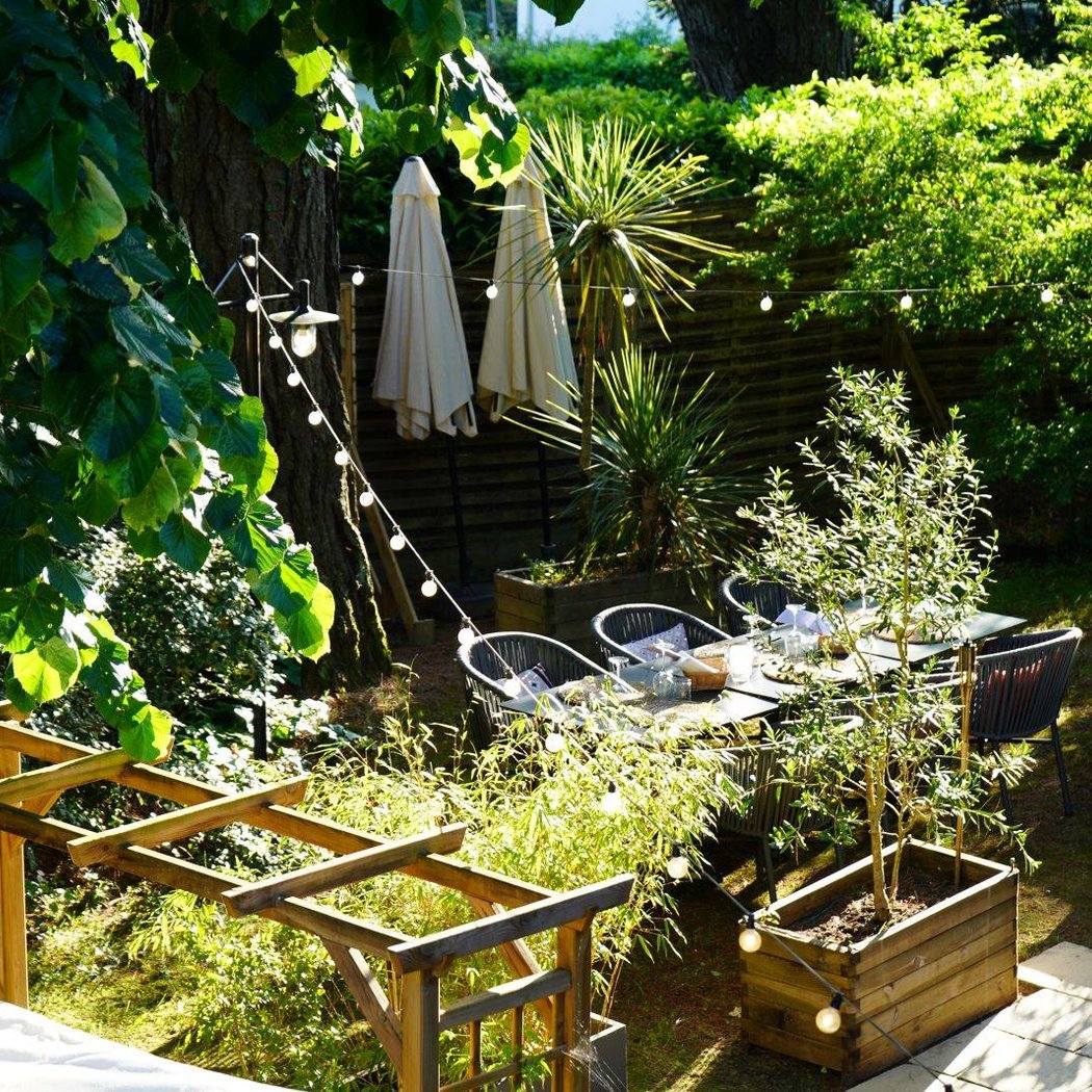 Garden Party 2