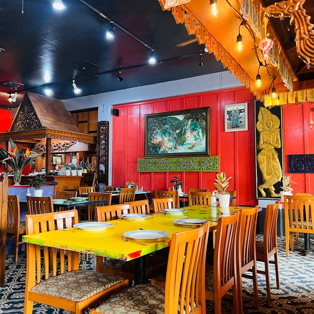 Siamese Bay Restaurant 3