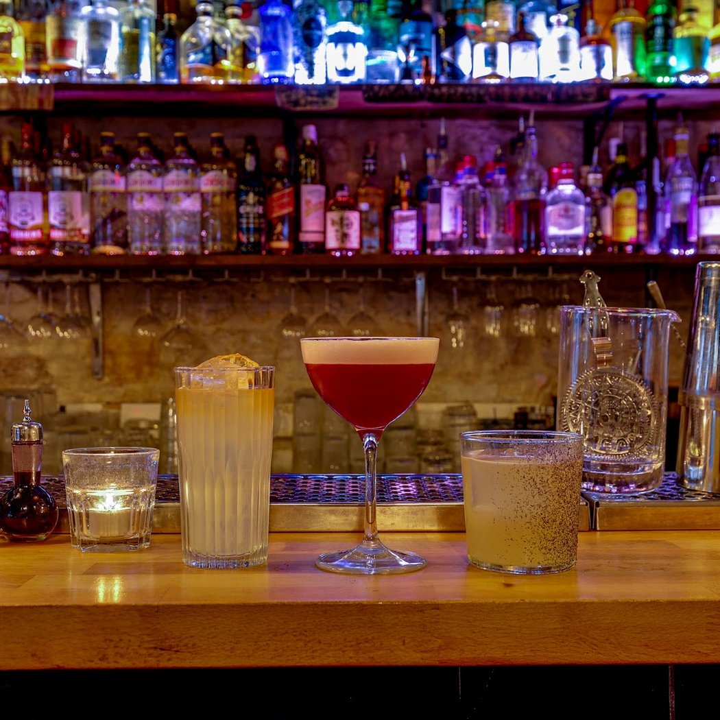 L'Ours Bar 1