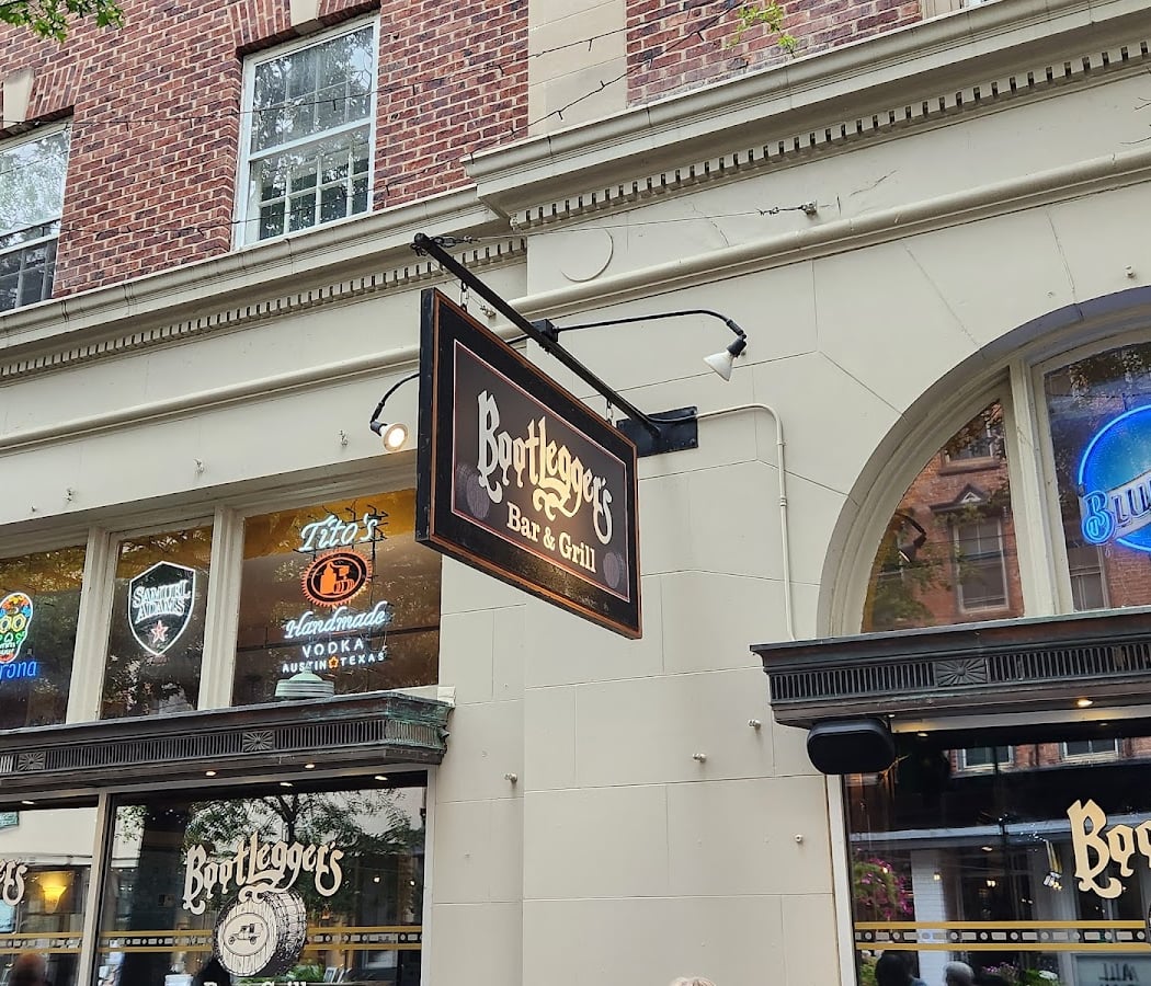 Bootlegger's on Broadway 3