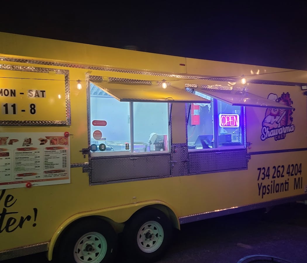 Shawarma Chef Food Truck 3