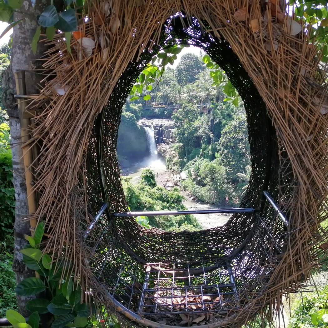 Tegenungan Waterfall 3