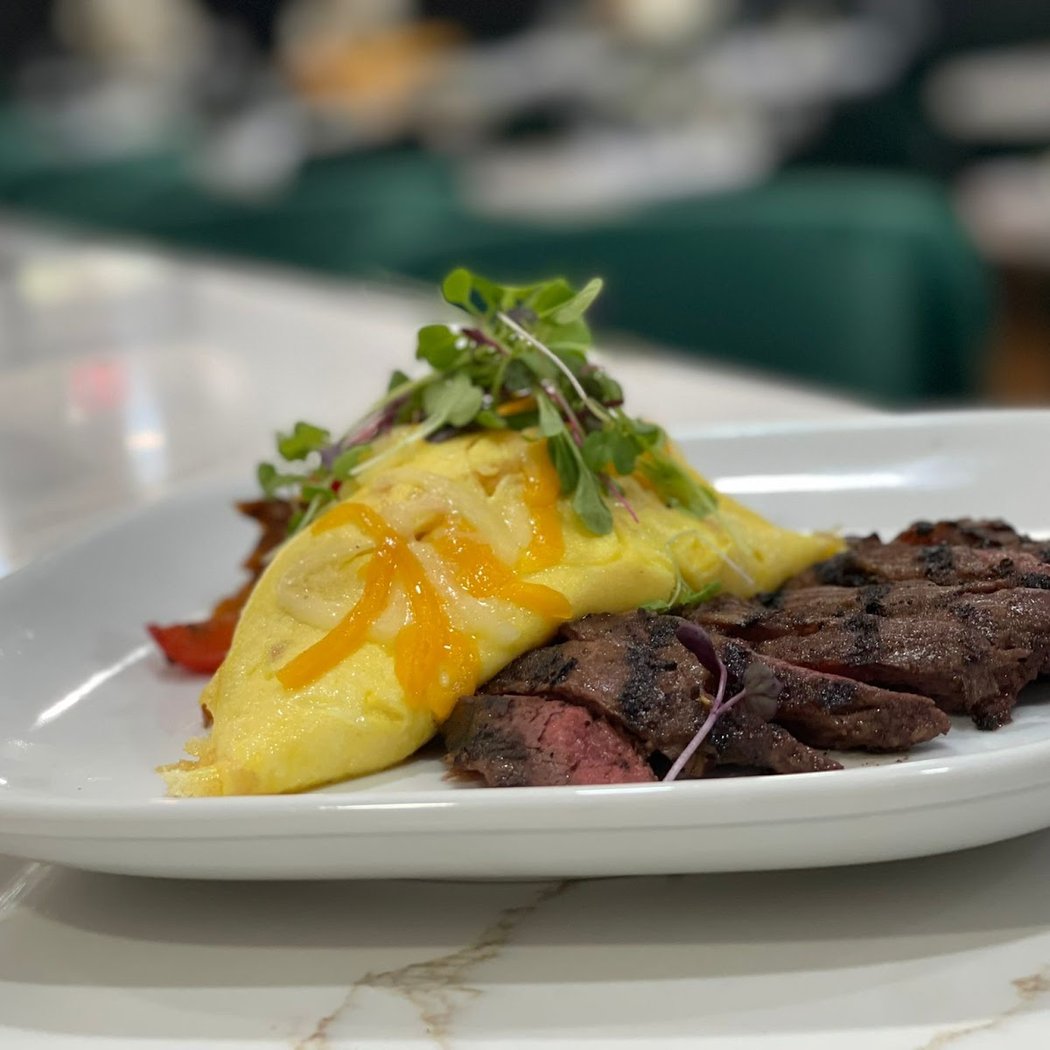 D Garden Caribbean Bar & Grill 3