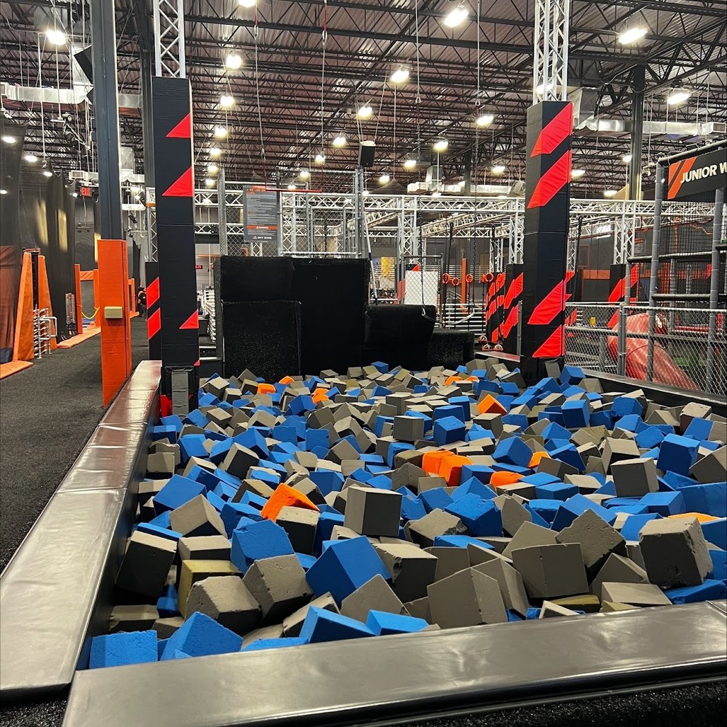 Sky Zone Trampoline Park 3