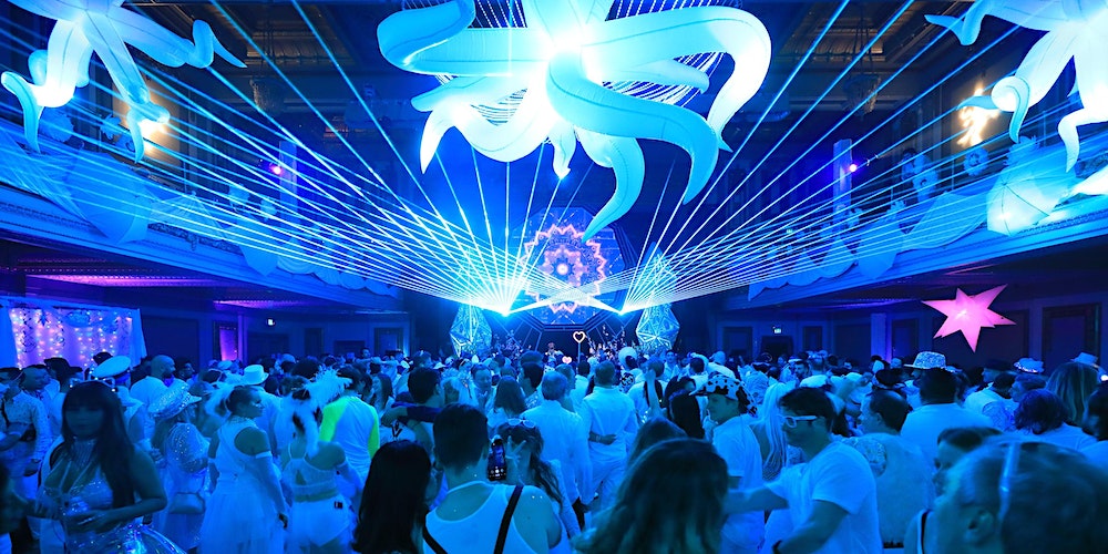 Sacred Dance 'White Costume Party' 2