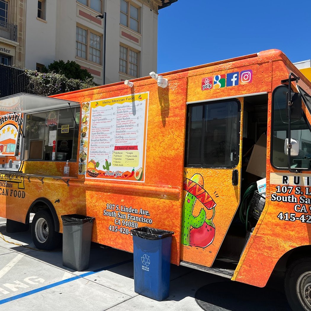 Chevio’s food truck 1