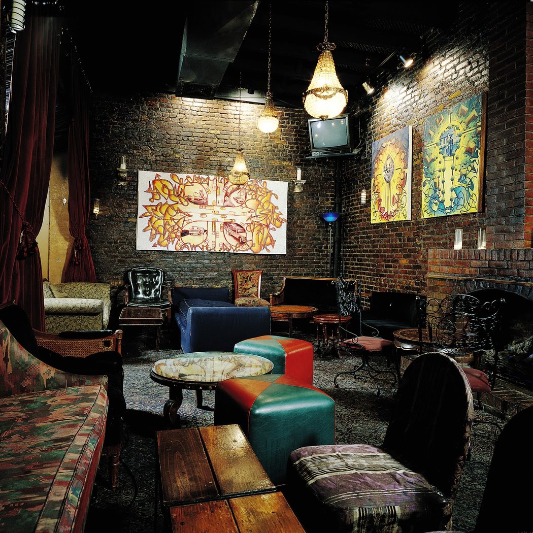Art Bar 1