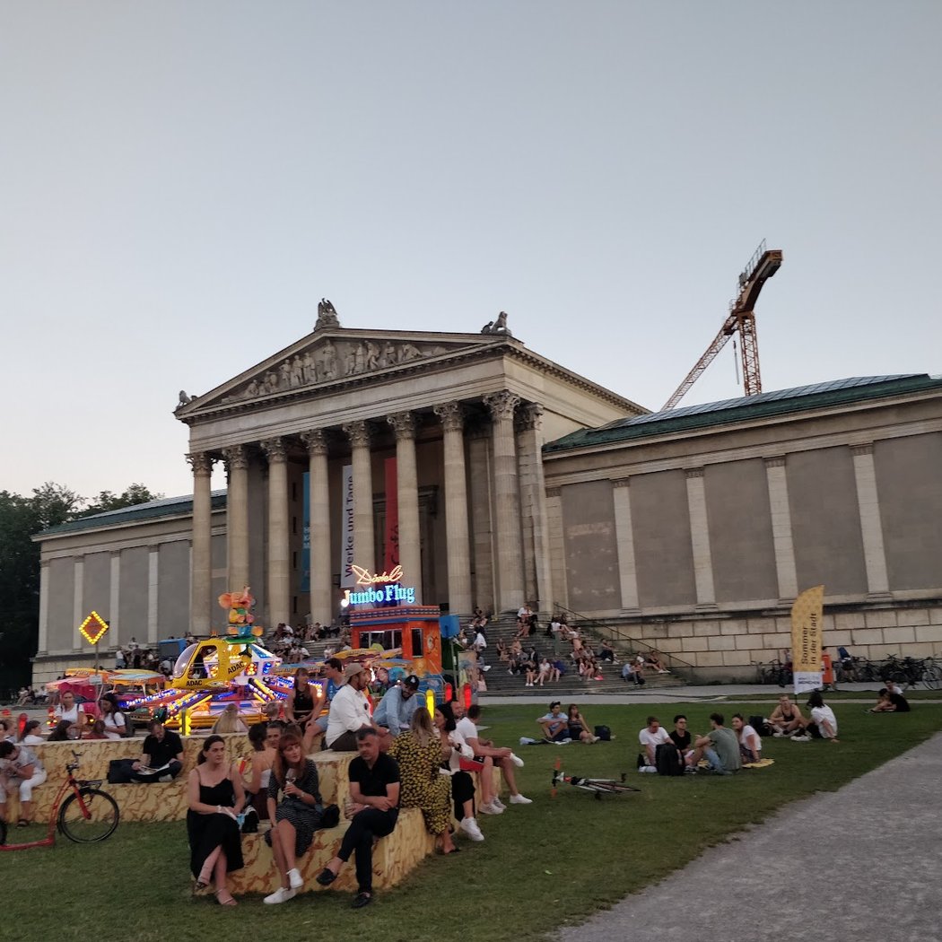 Konigsplatz 1