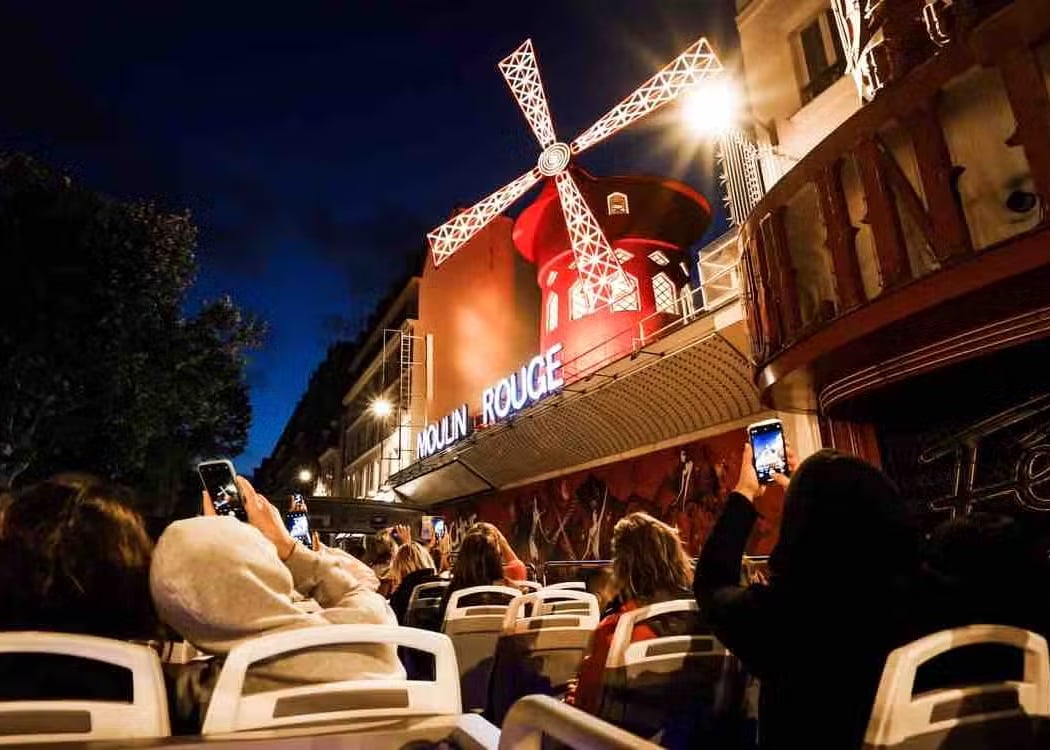 Paris by Night 1
