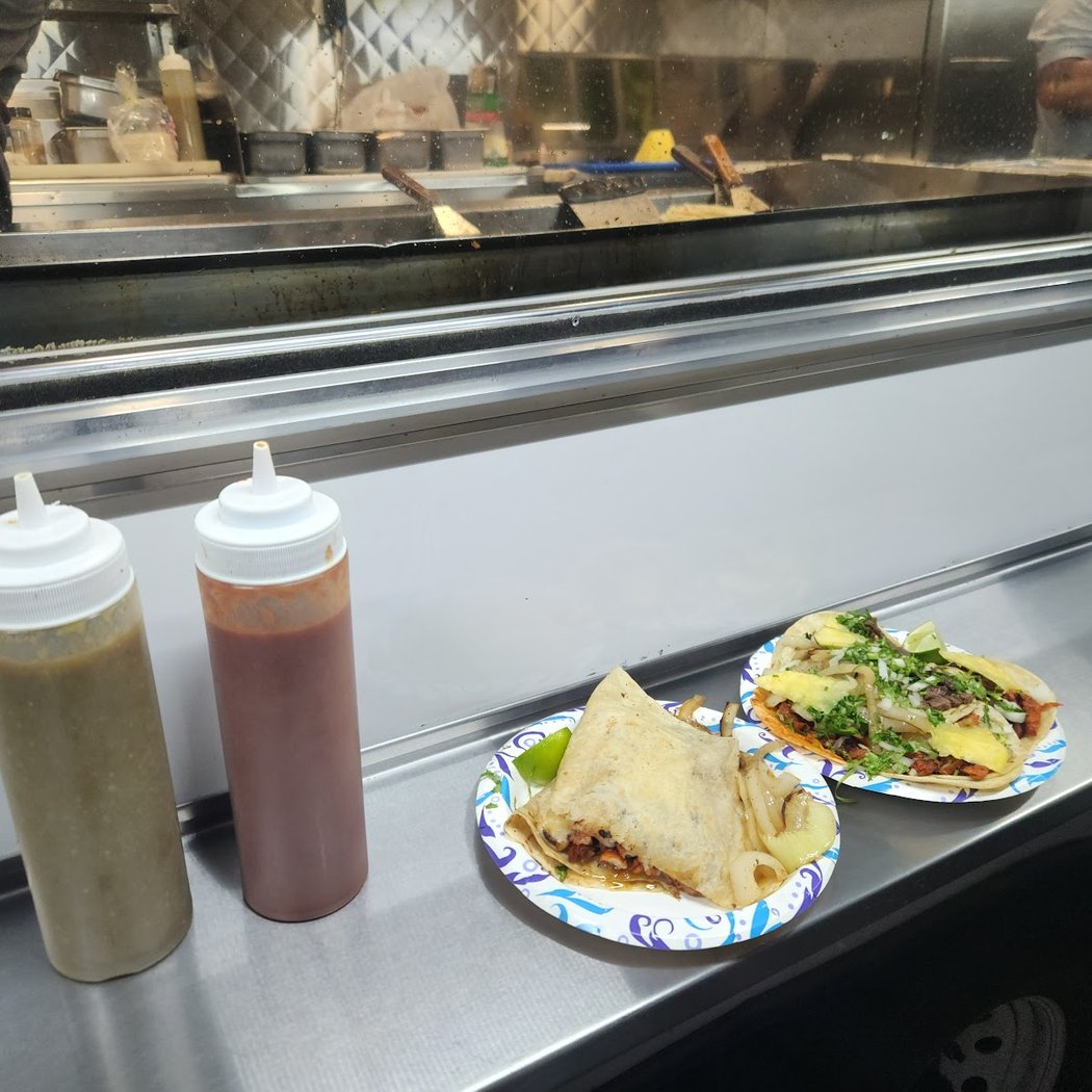 Tacos Al Pastor Food Truck 2