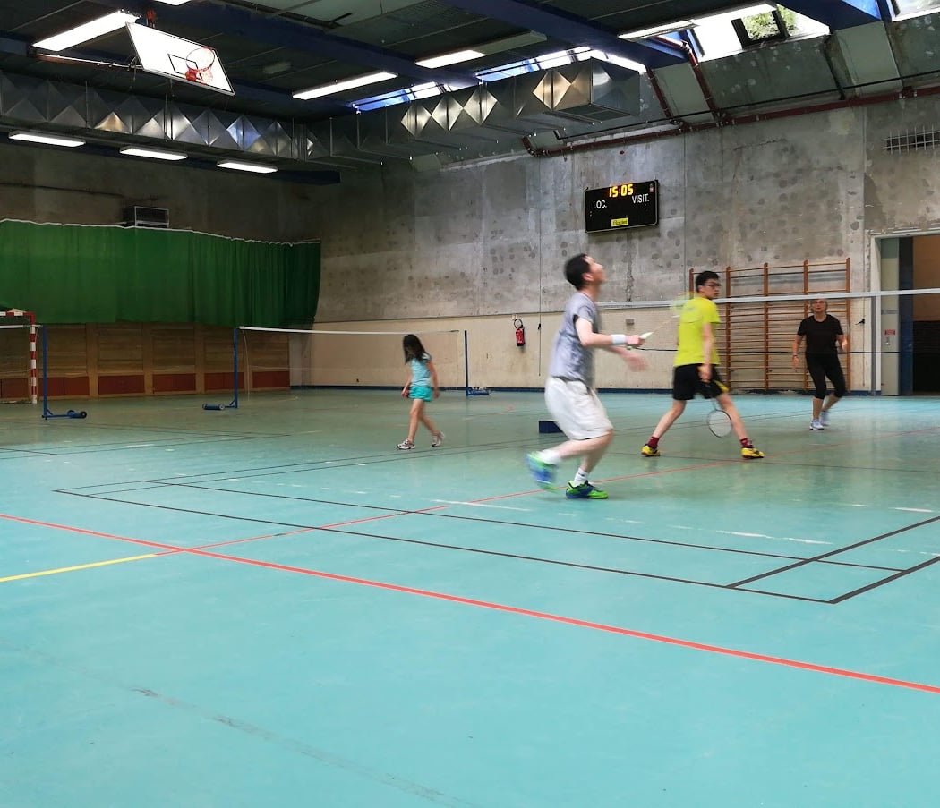 Raymond Burgard Gymnasium 1