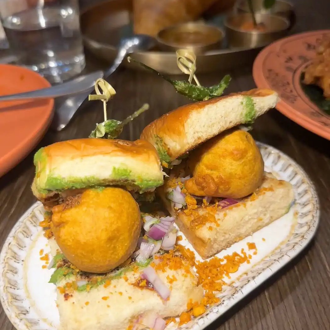 Parle Vadapav Samrat 2