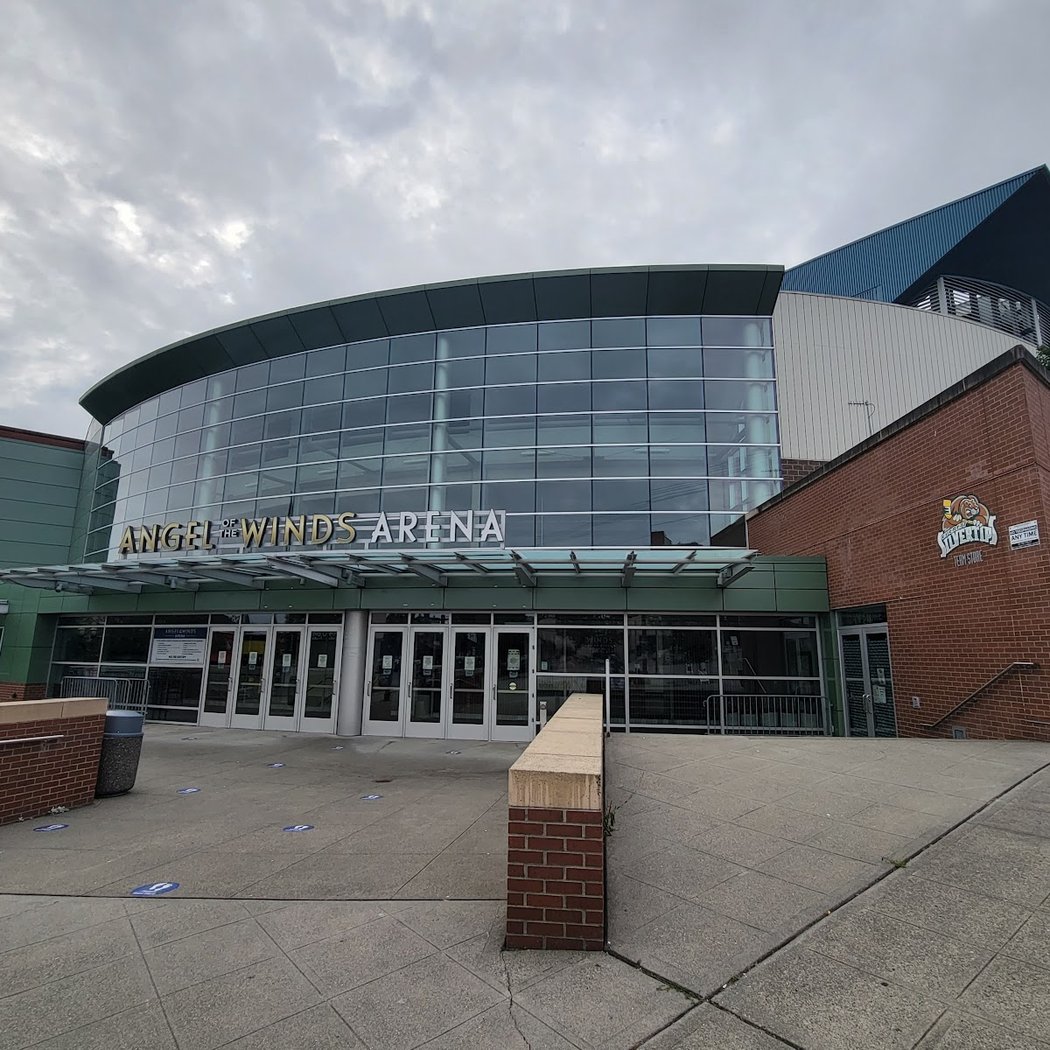 Angel of the Winds Arena 2