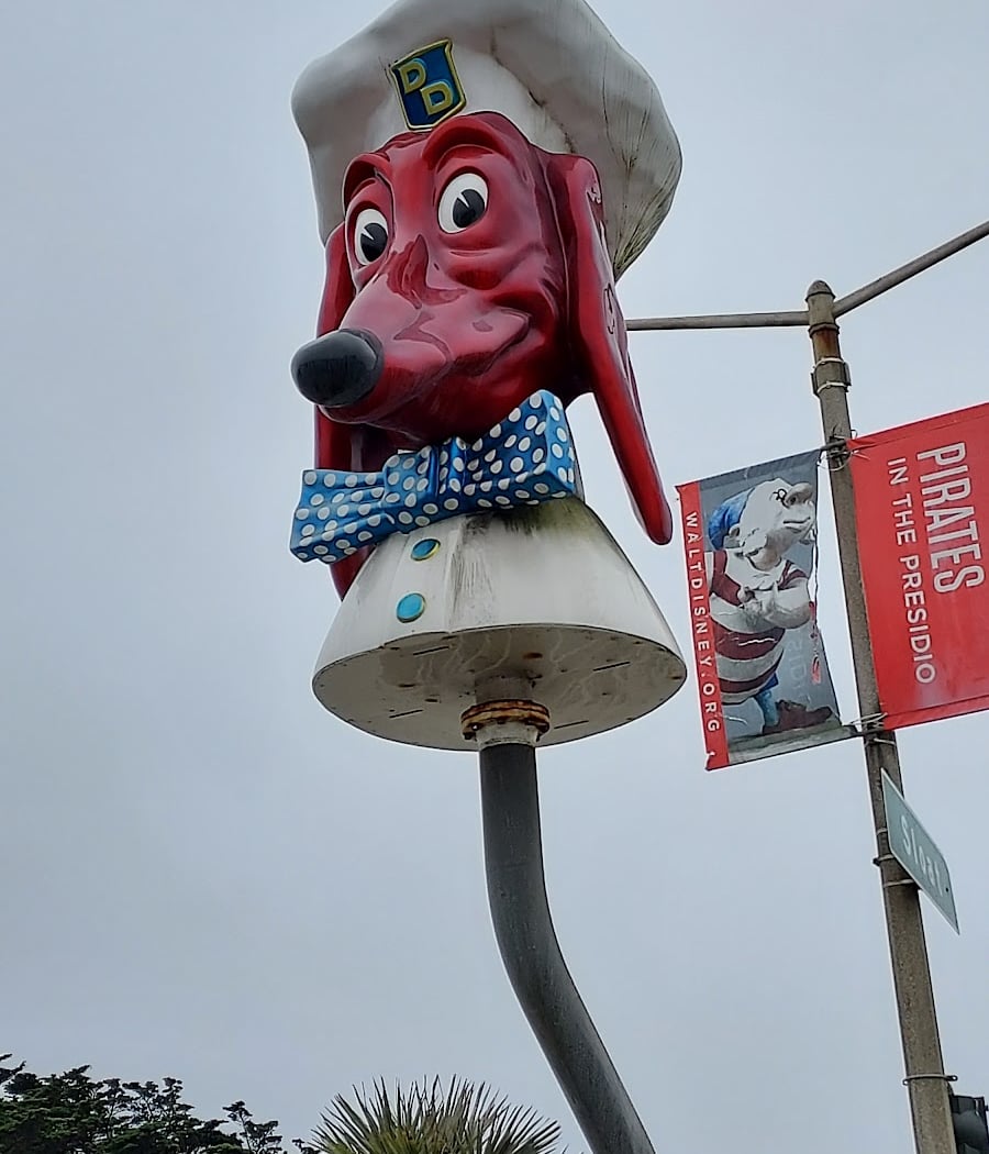 Last Doggie Diner Head 1