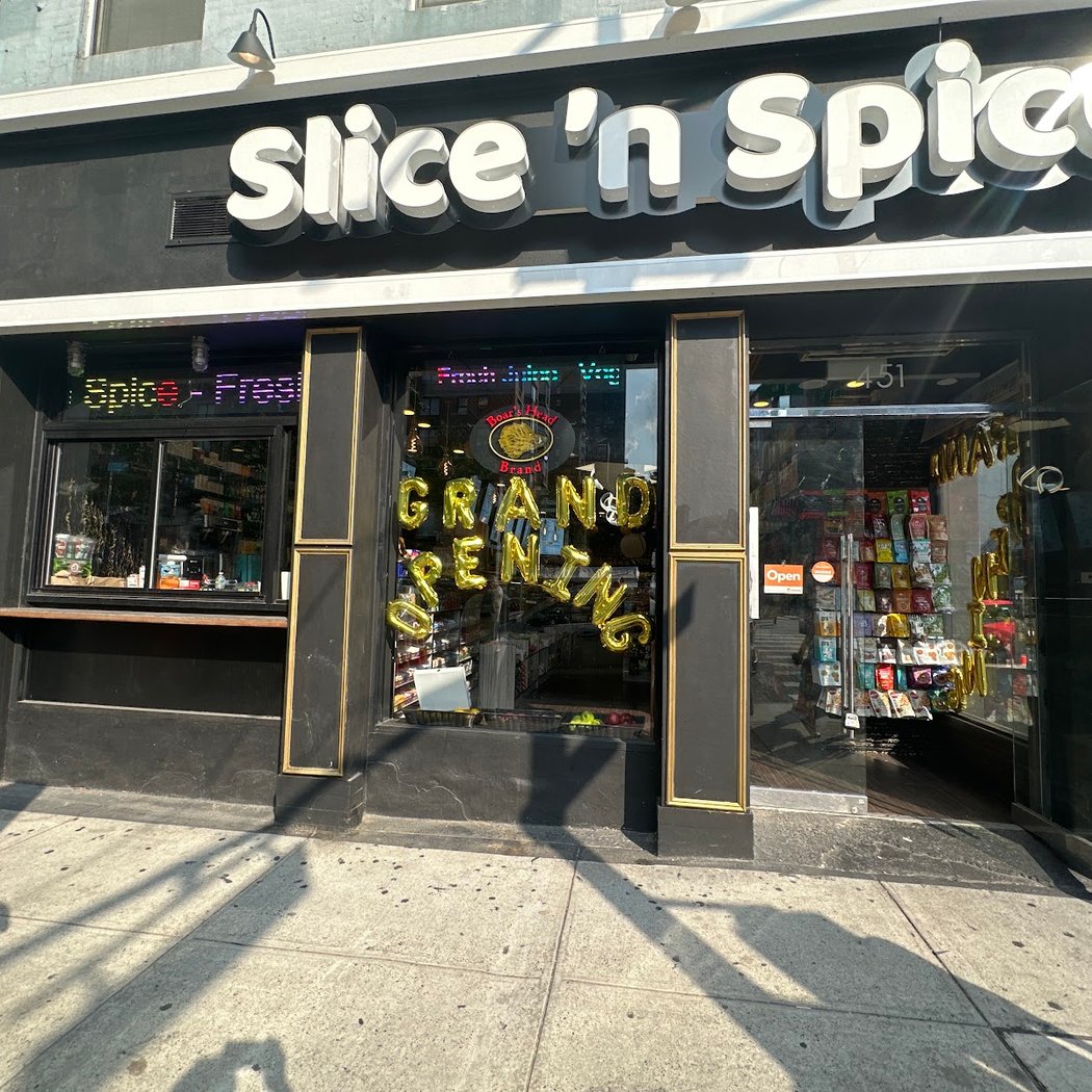 SLICE ‘N SPICE DELI & GRILL 2