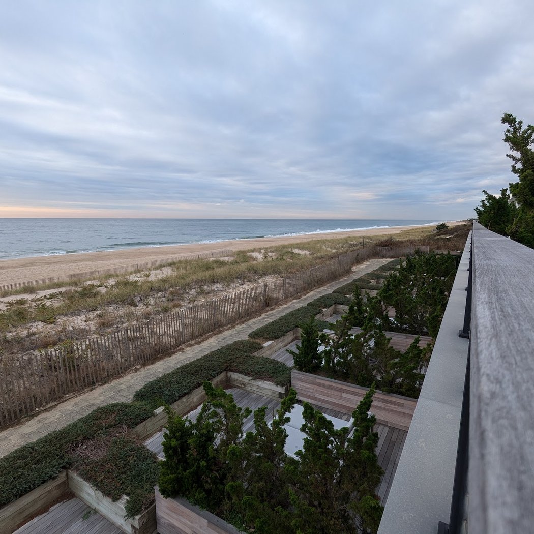 Scarpetta Beach 3