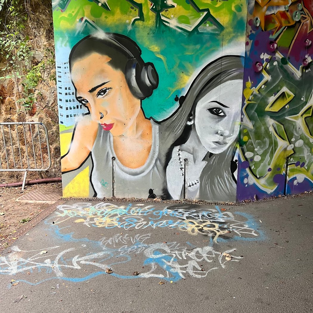 Street art @epinaywalls 2