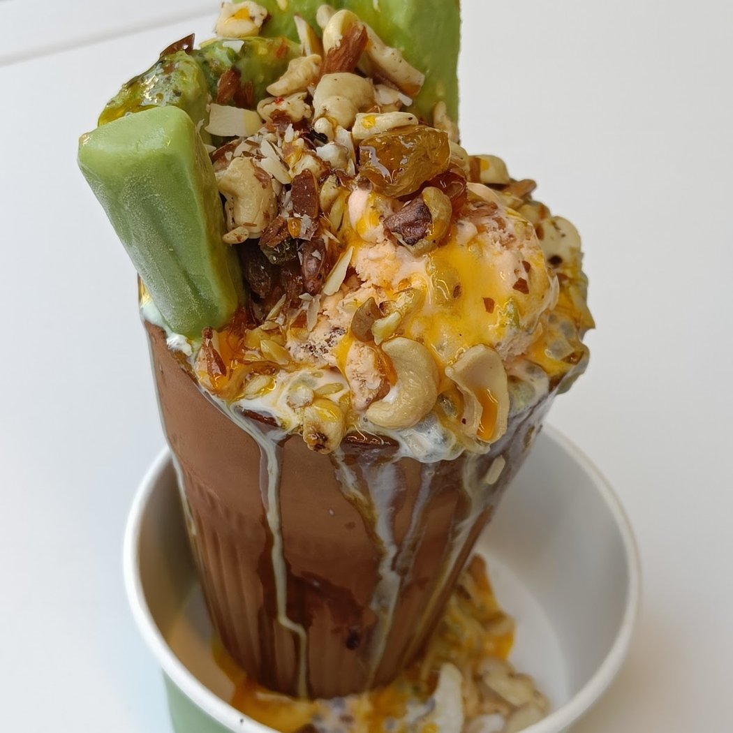 3 Mangos Ice Creams, Waffles & Shakes - Coles Road (Frazer Town) 3