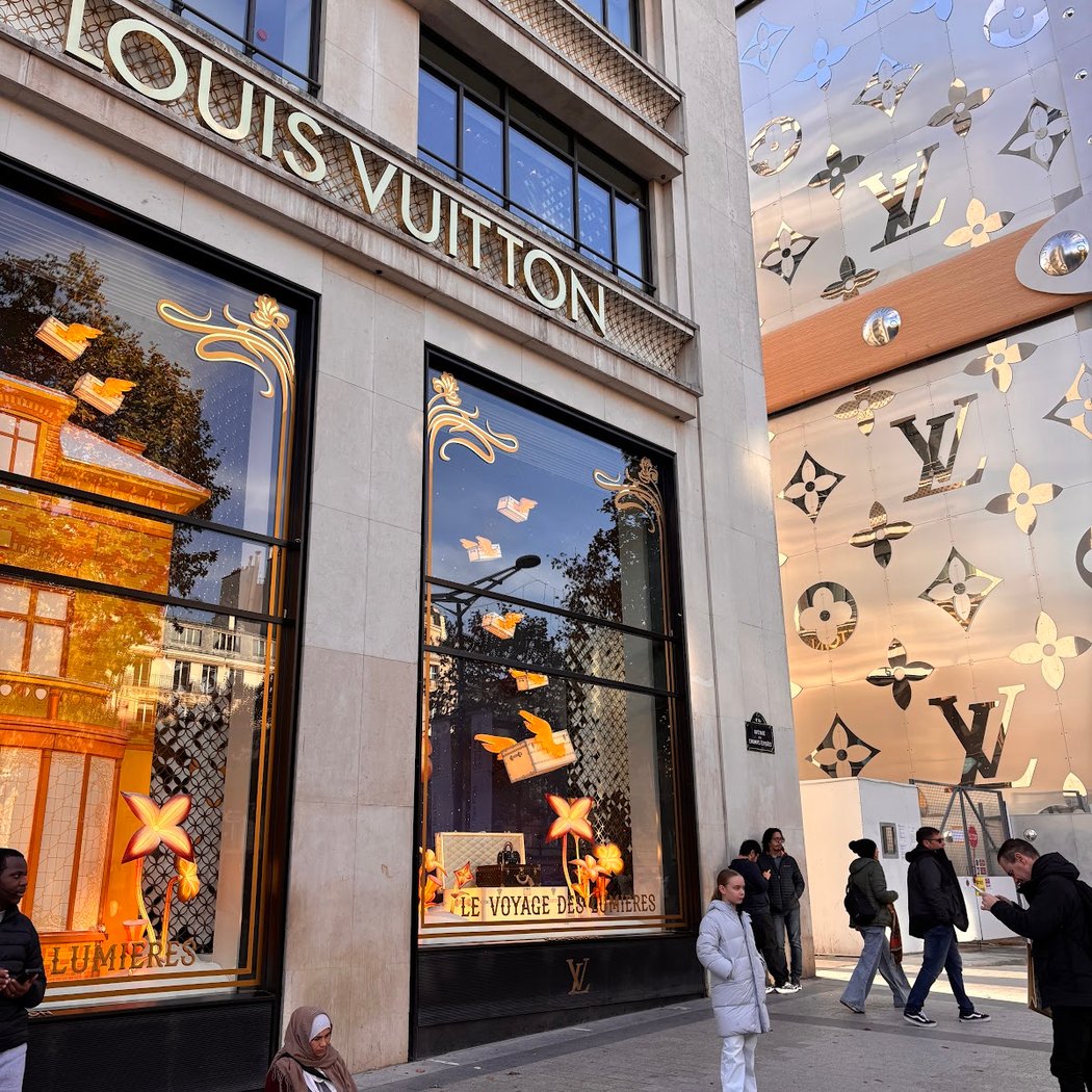 Louis Vuitton 2