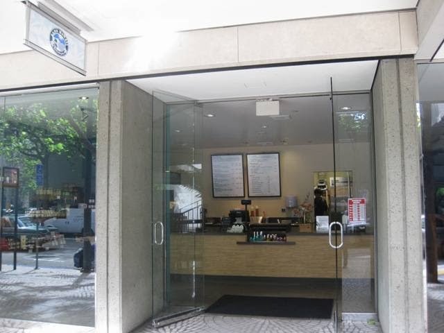 Blue Hawaii Acai­ Cafe 3