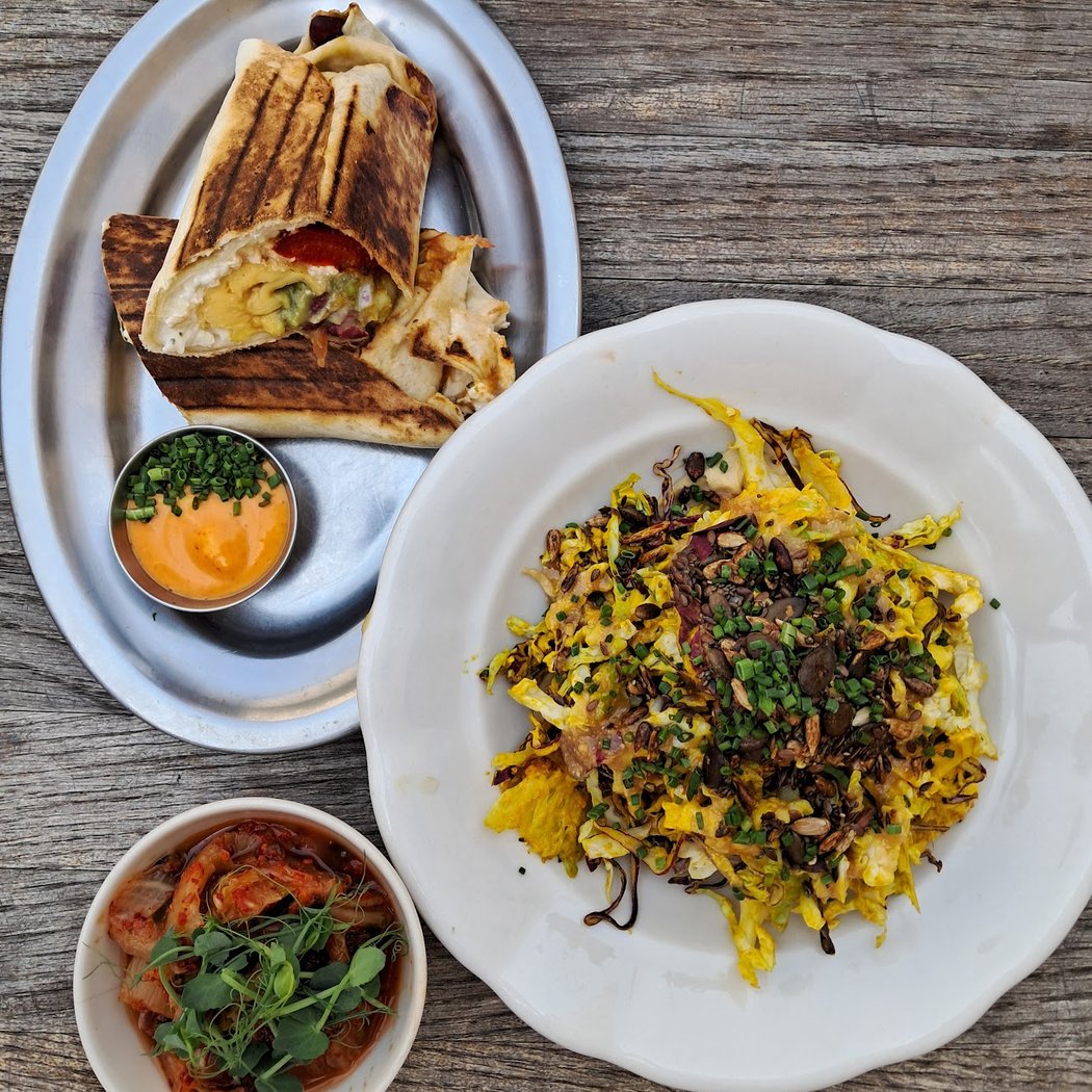 MOVE + BRUNCH 1