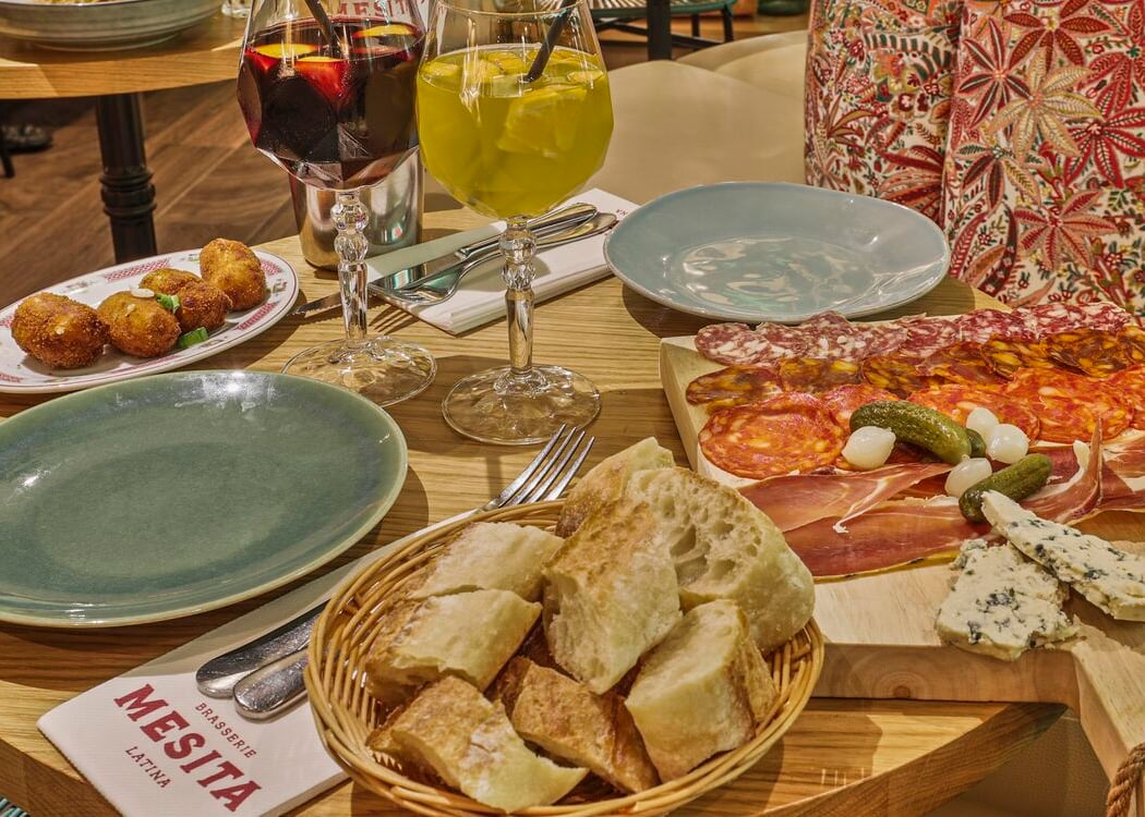 Mesita Brasserie Latina 1