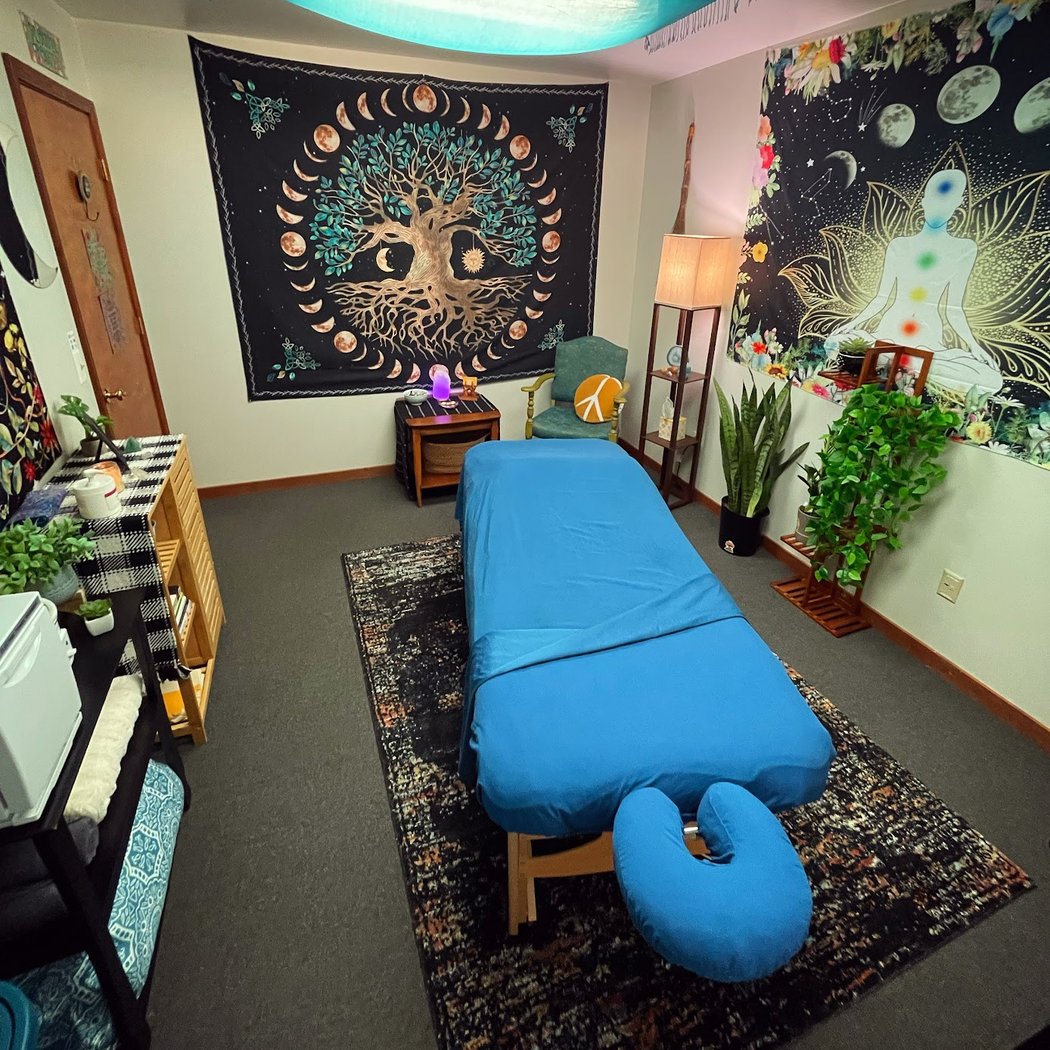 Mellow Moon Massage Therapy 3