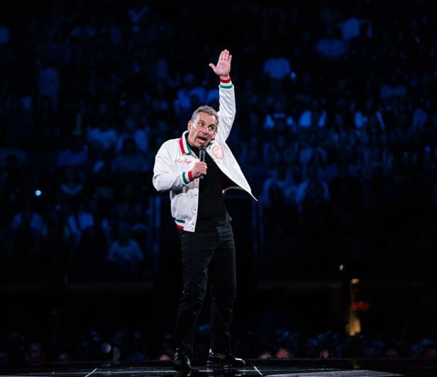Sebastian Maniscalco Live Comedy Show 2
