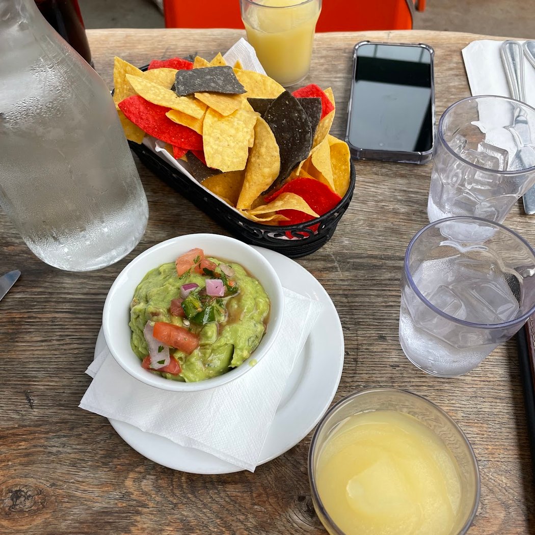 The Heights Bar & Grill 3