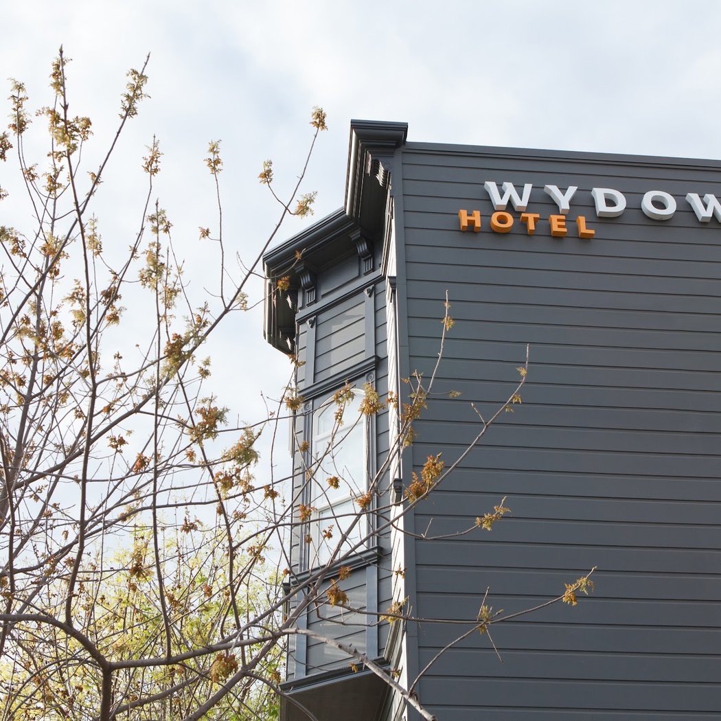 Wydown Hotel 3