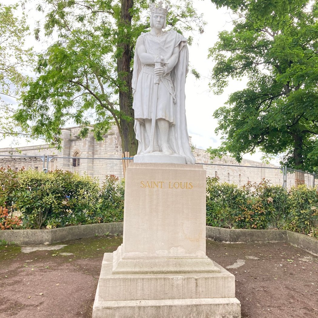 Vincennes 2