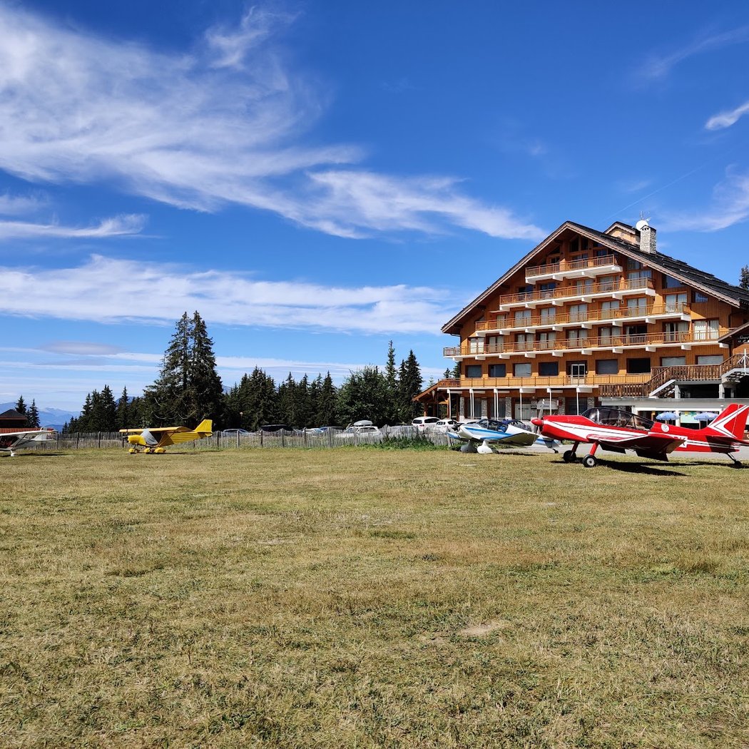 Altiport Méribel LFKX 2