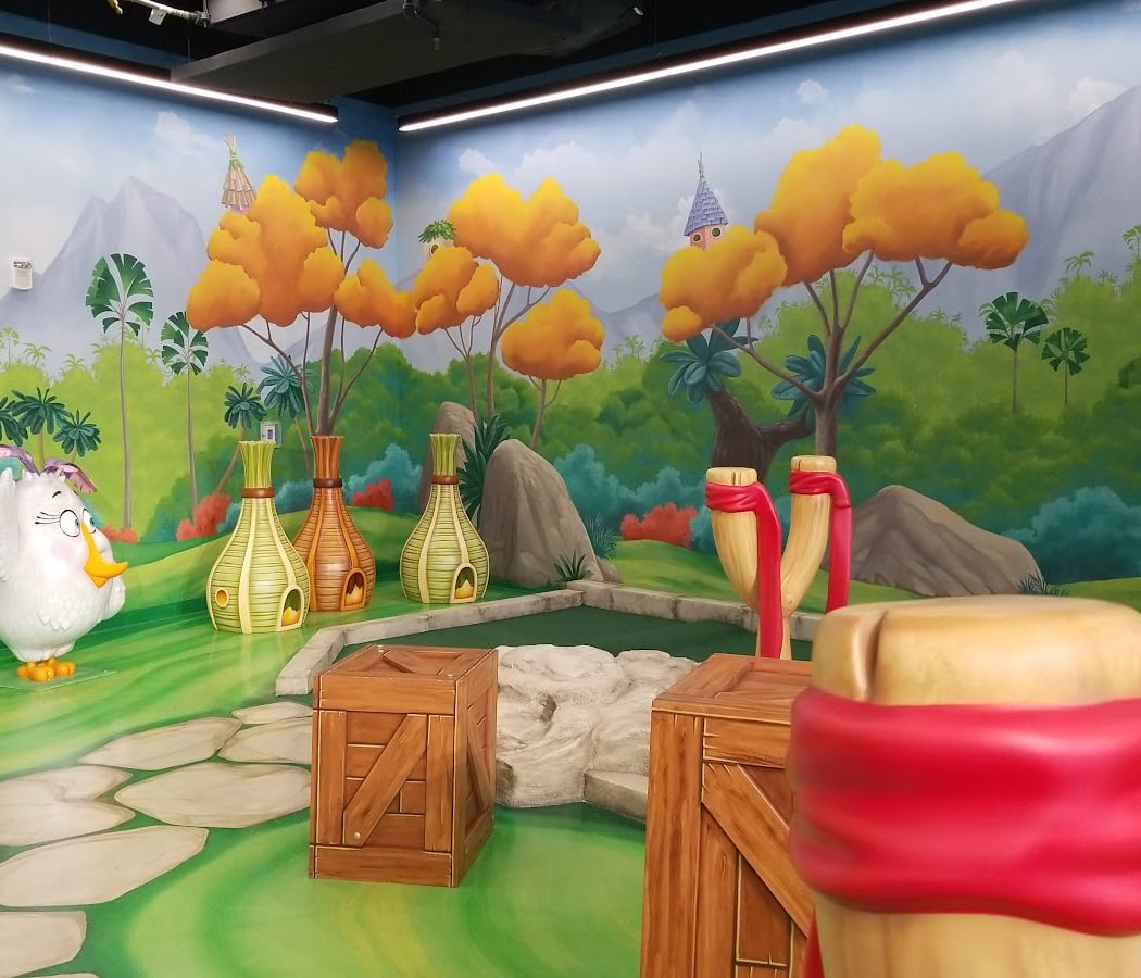 Angry Birds Mini Golf 4