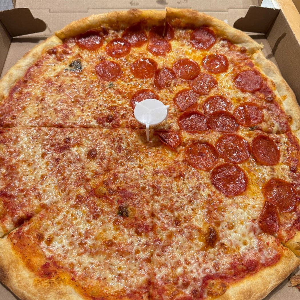 GoodFellas pizzeria of SunnySide 4