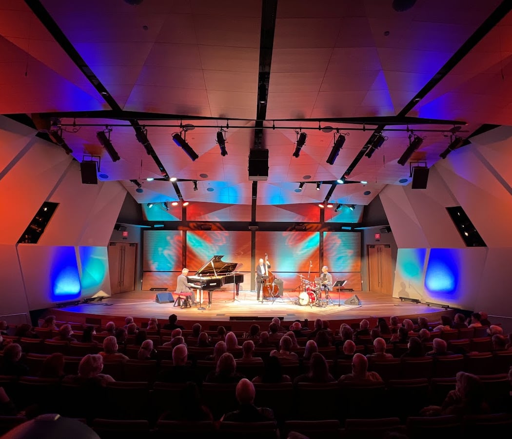 Jazzbird Nights: Sugar Thieves 3