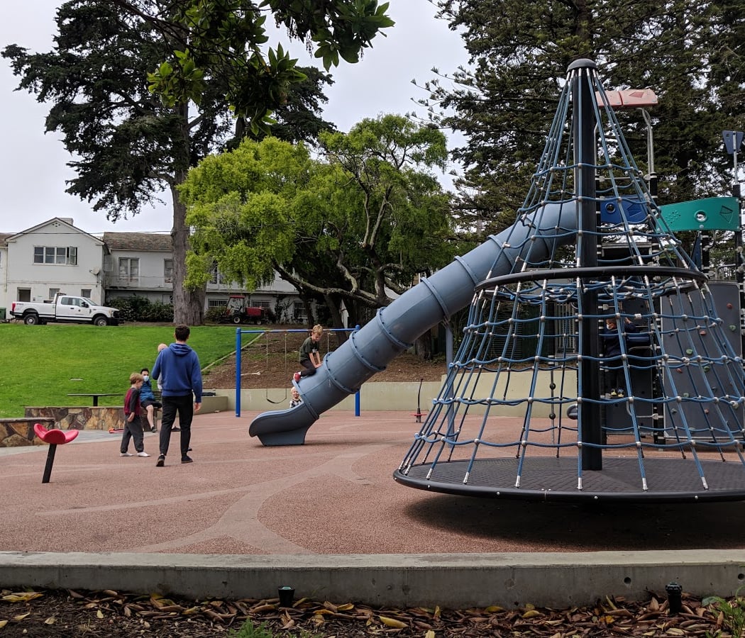 Lincoln Park 2