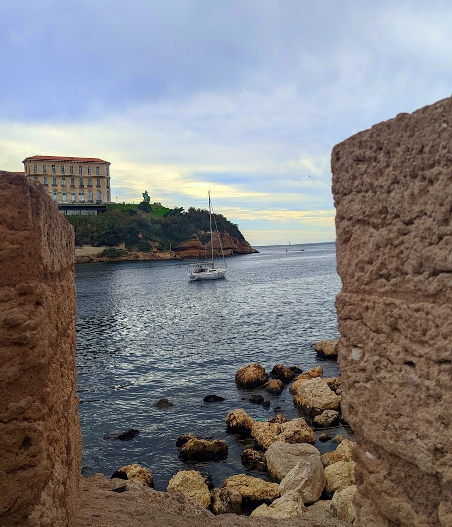 Place aux Huiles 3