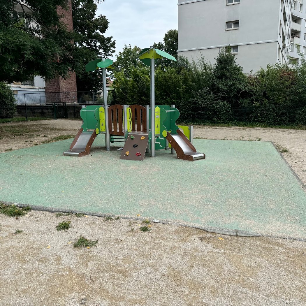Aire de jeux cite jardin 2