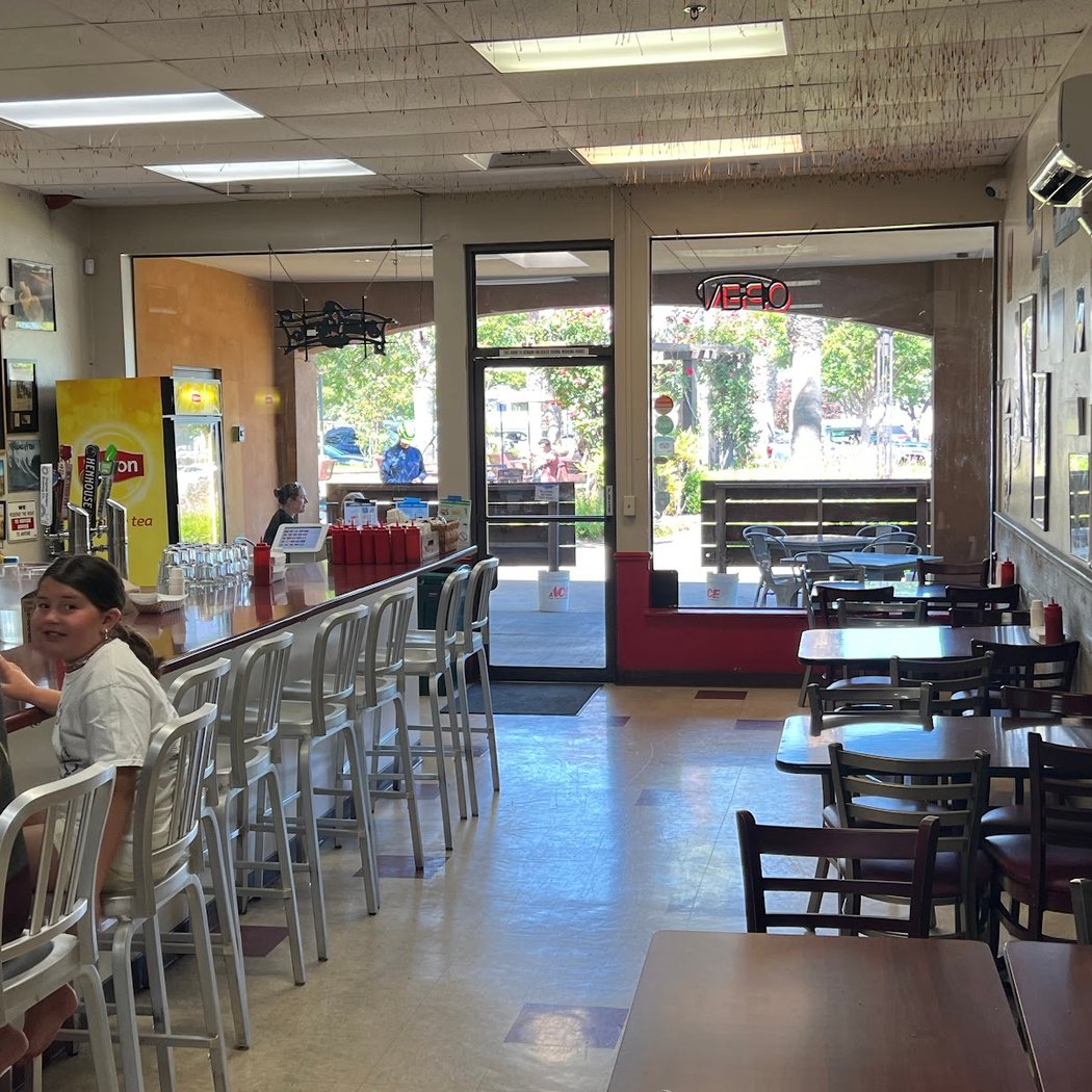 Squeeze Inn Hamburgers 2