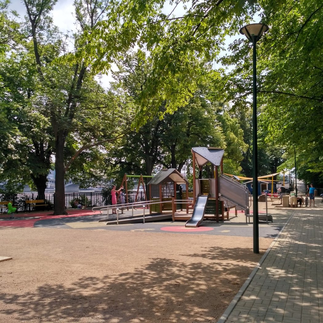 Children’s Island Playground 3