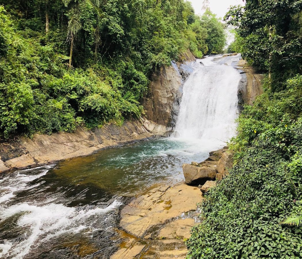 Makeli Ella Falls 1