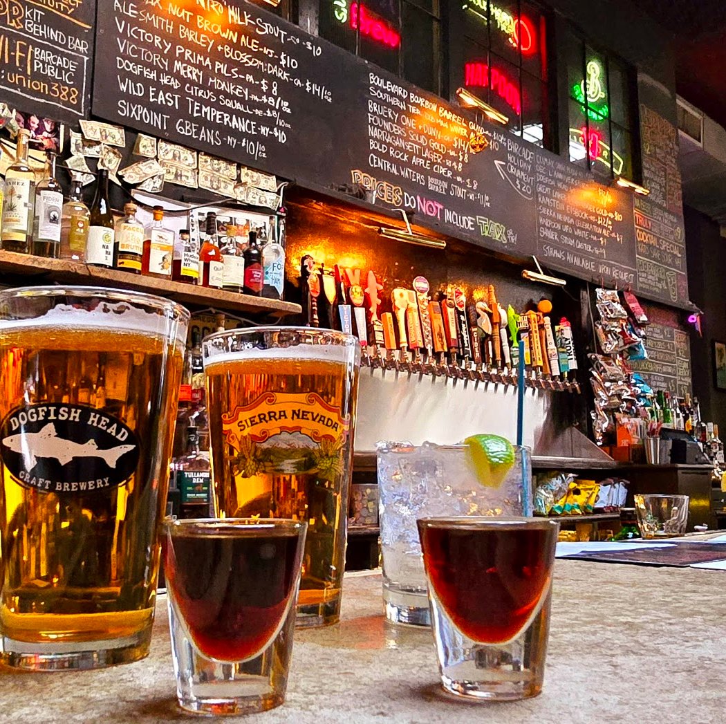 Holiday Trivia Nights 1