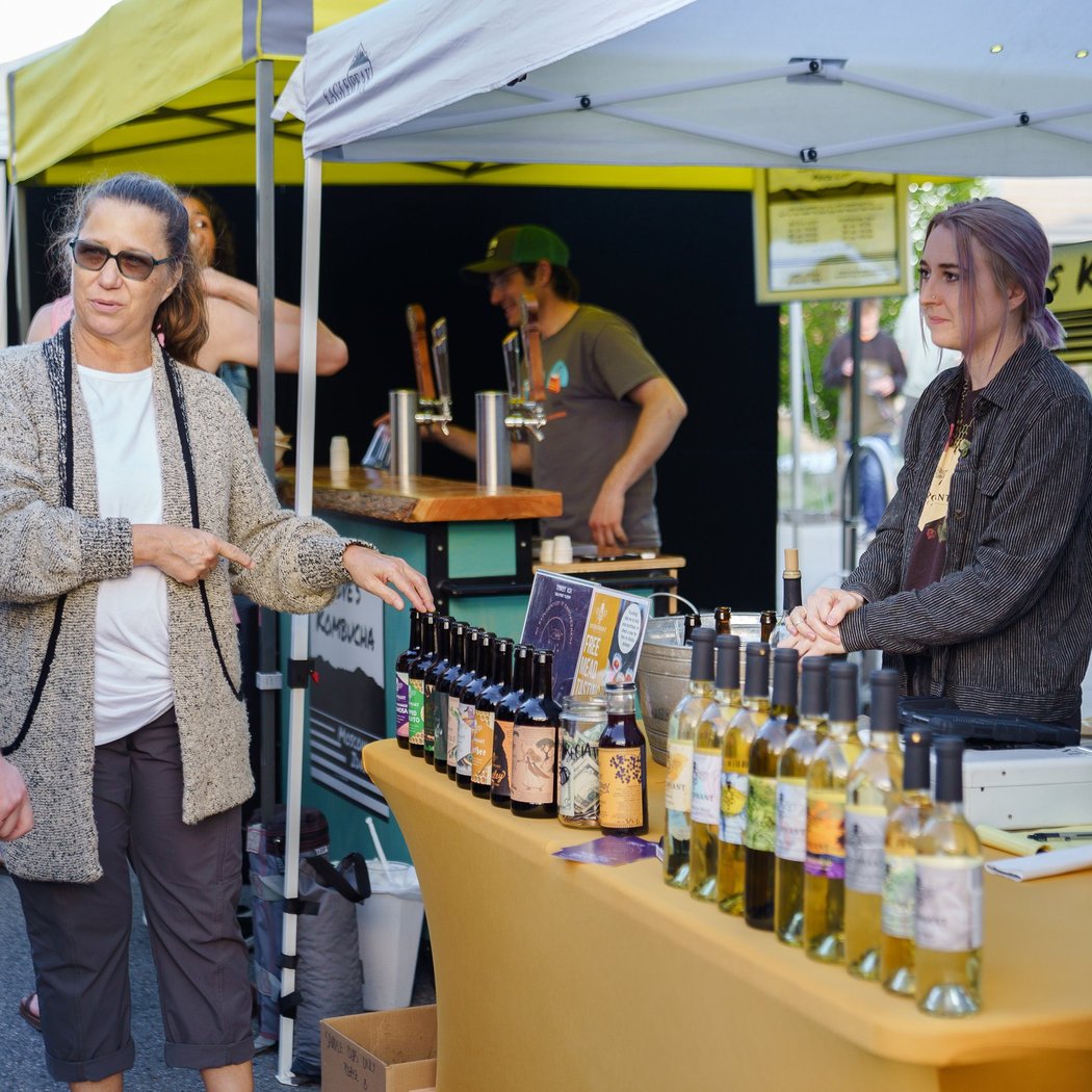 Kendall Yards Night Market 2
