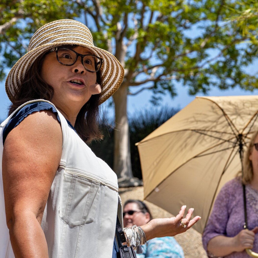 Center Art, Architecture, and Garden Tour
