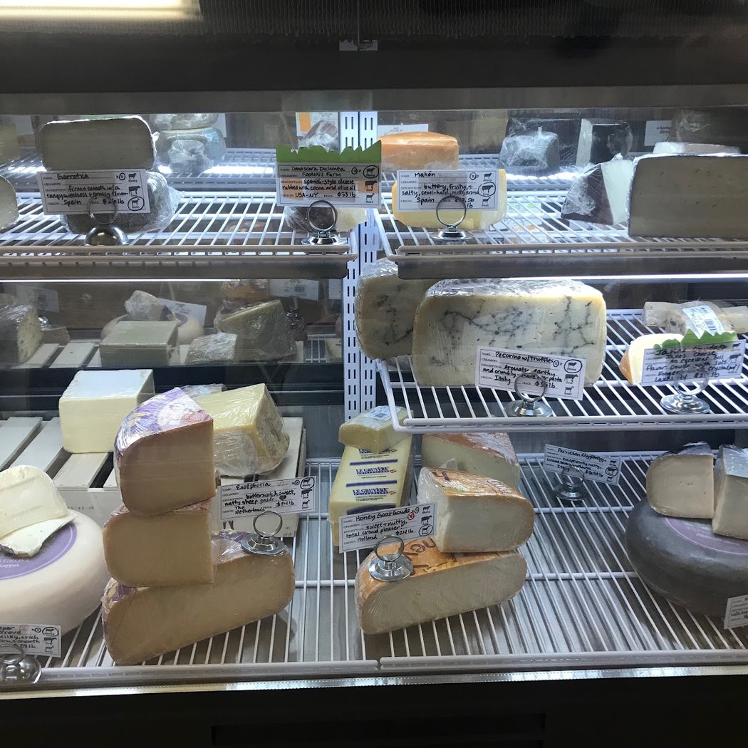 Beacon Pantry 1